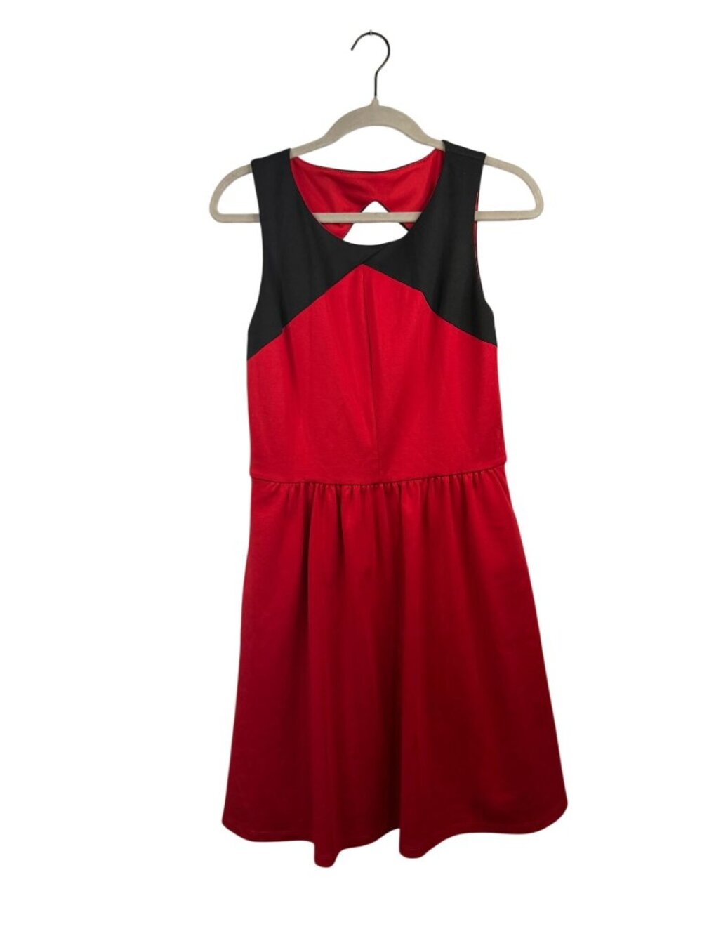 Jessica Simpson Red & Black Sleeveless Fit & Flare Dress With Back Zipper Size 1